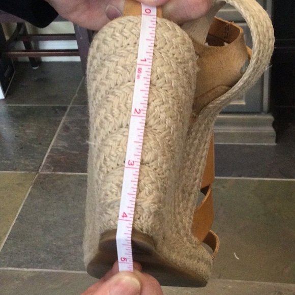 Sandals - Picture 7 of 7